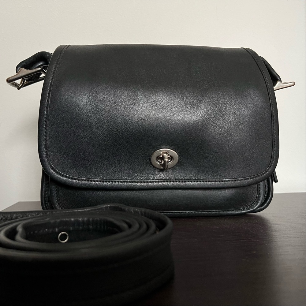 Vintage coach rambler legacy 9061 Black with Nickel Hardware
